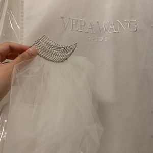 Band New Vera Wang Tulle Veil